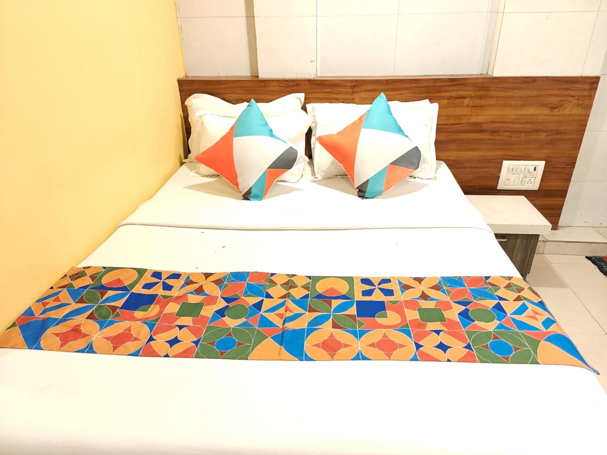 Hotel Havana, Mumbai